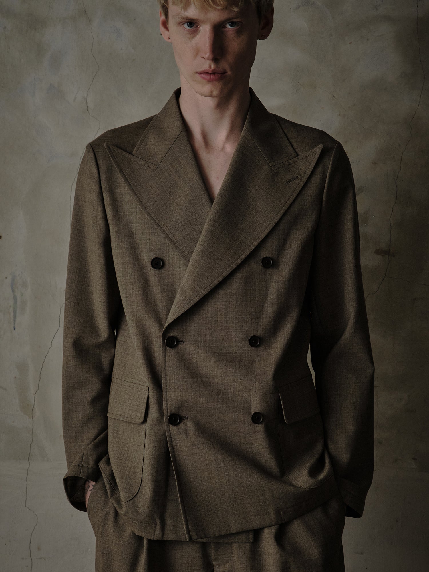 26AW07-06