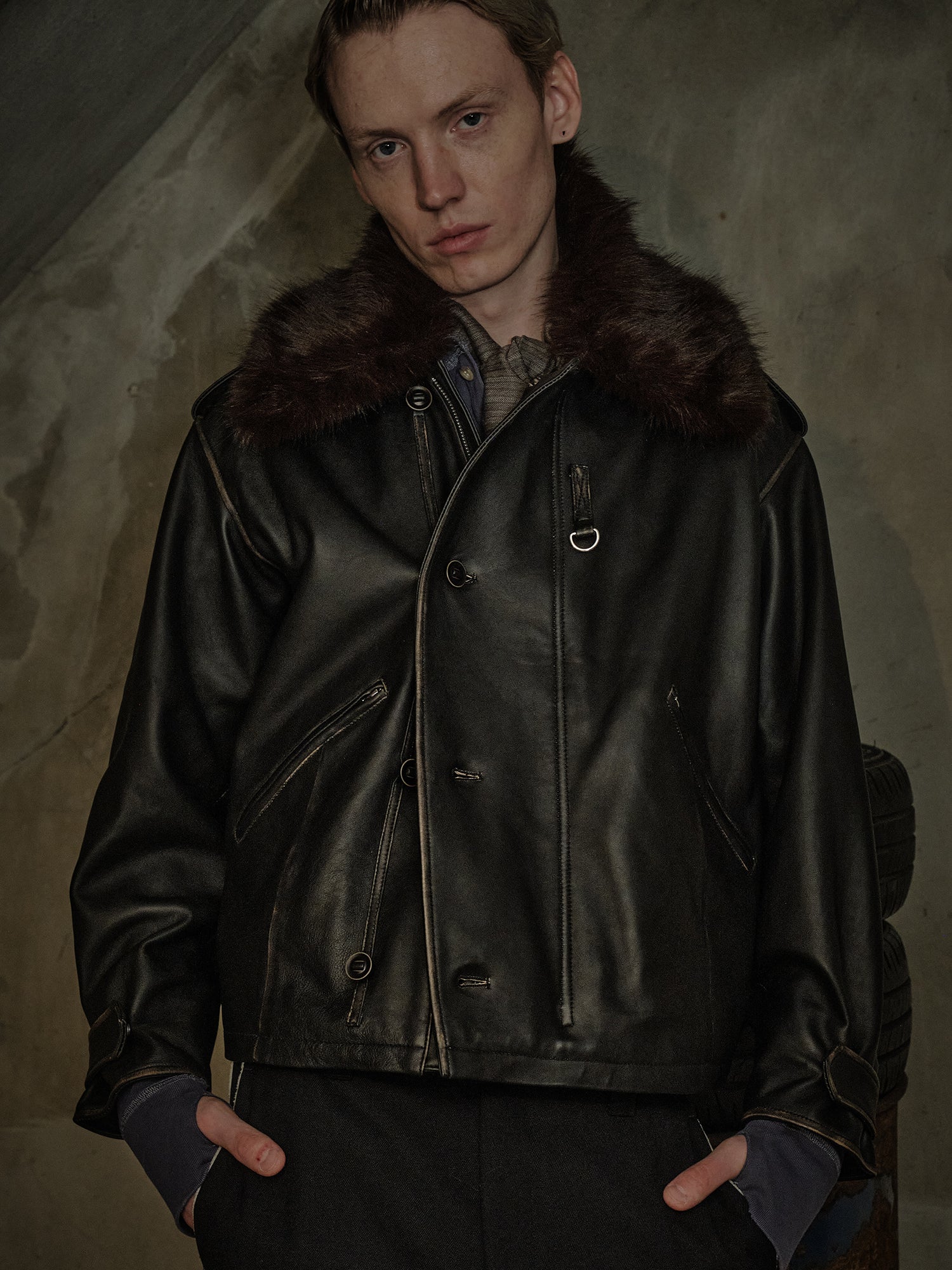 26AW07-12